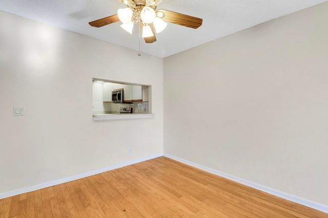 122 Bay Colony Drive N, Juno Beach, FL 33408