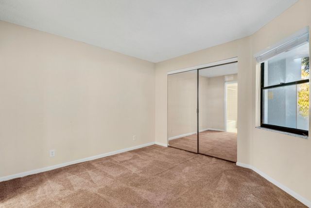 122 Bay Colony Drive N, Juno Beach, FL 33408