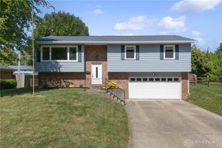 793 Hiatt Avenue, Wilmington, OH 45177