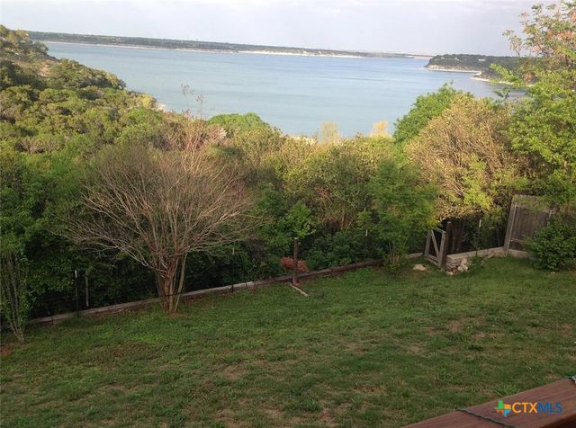 3349 Eagle Point West Avenue, Belton, TX 76513