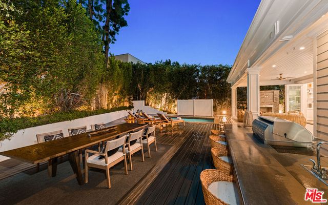 1836 Laurel Canyon Boulevard, Los Angeles, CA 90046