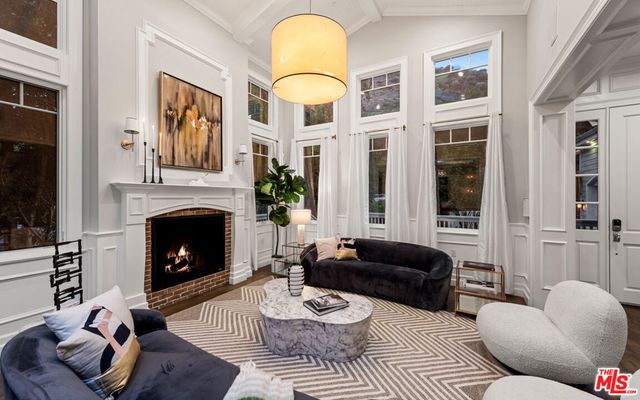 1836 Laurel Canyon Boulevard, Los Angeles, CA 90046