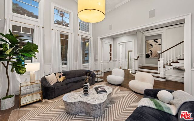 1836 Laurel Canyon Boulevard, Los Angeles, CA 90046