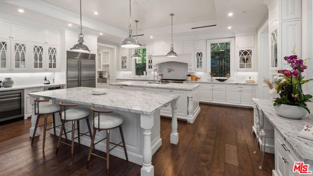 1836 Laurel Canyon Boulevard, Los Angeles, CA 90046