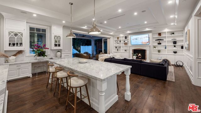 1836 Laurel Canyon Boulevard, Los Angeles, CA 90046