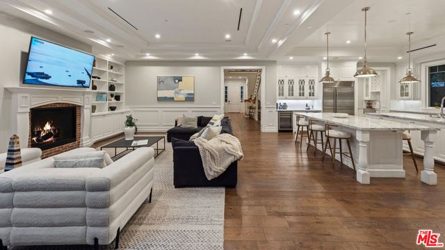 1836 Laurel Canyon Boulevard, Los Angeles, CA 90046