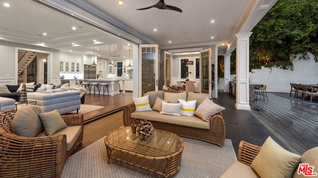 1836 Laurel Canyon Boulevard, Los Angeles, CA 90046