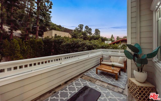 1836 Laurel Canyon Boulevard, Los Angeles, CA 90046
