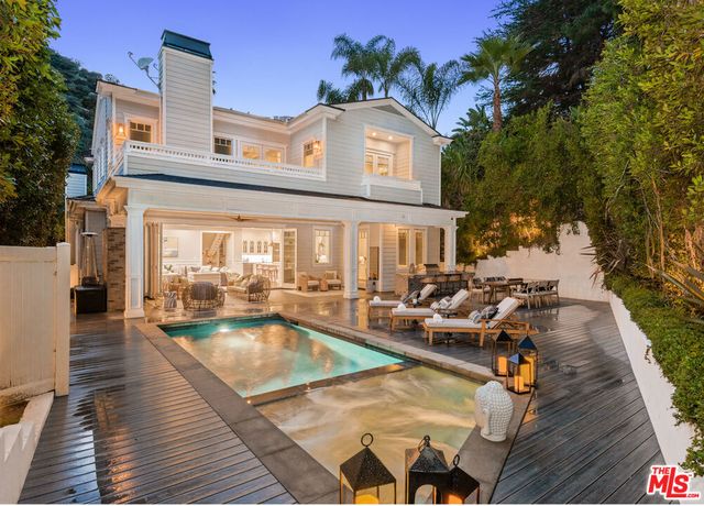 1836 Laurel Canyon Boulevard, Los Angeles, CA 90046