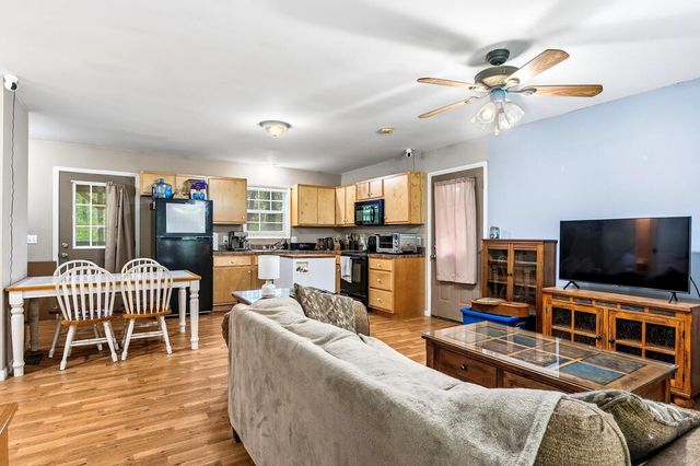 1899 Arrowhead Dr, Monterey, TN 38574