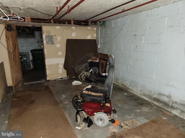 933 N FRANKLINTOWN RD, Baltimore, MD 21216