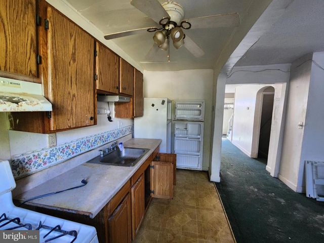 933 N FRANKLINTOWN RD, Baltimore, MD 21216