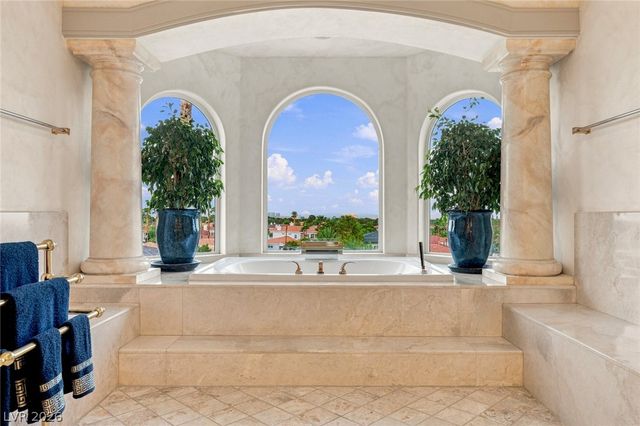 5030 Spanish Hills Drive, Las Vegas, NV 89148