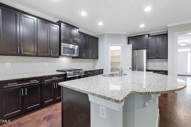 513 Morning Oaks Drive, Holly Springs, NC 27540