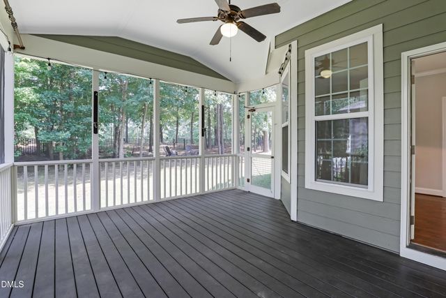 513 Morning Oaks Drive, Holly Springs, NC 27540