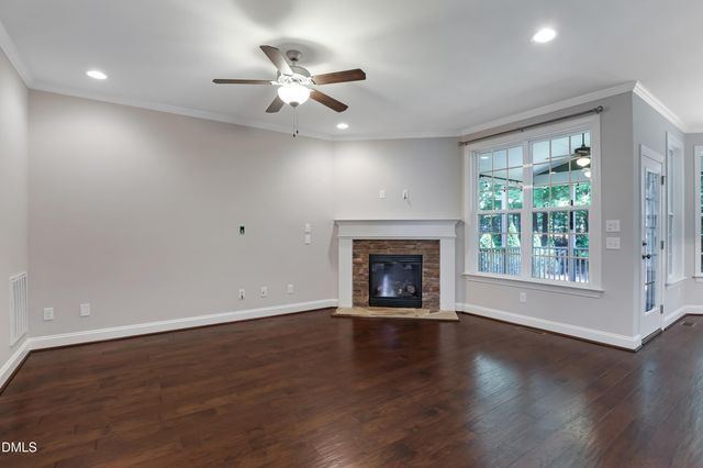 513 Morning Oaks Drive, Holly Springs, NC 27540