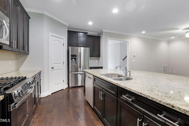 513 Morning Oaks Drive, Holly Springs, NC 27540