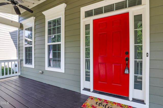 513 Morning Oaks Drive, Holly Springs, NC 27540