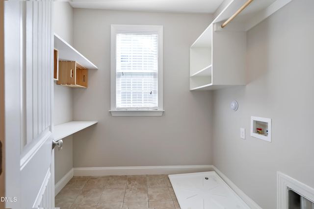 513 Morning Oaks Drive, Holly Springs, NC 27540