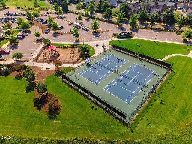 513 Morning Oaks Drive, Holly Springs, NC 27540