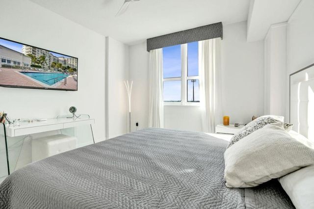 450 N Federal Highway 902, Boynton Beach, FL 33435