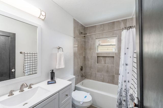 1034 E 19th Avenue, Columbus, OH 43211