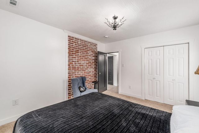 1034 E 19th Avenue, Columbus, OH 43211