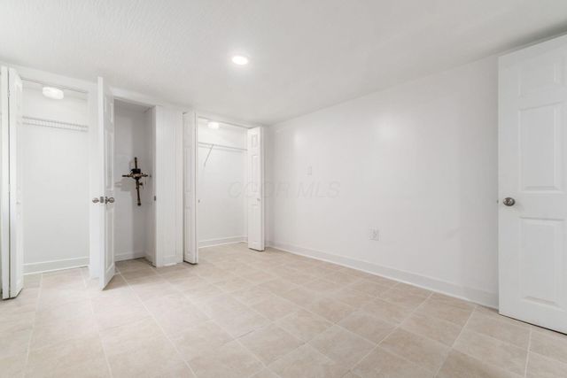 1034 E 19th Avenue, Columbus, OH 43211