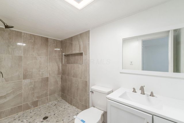 1034 E 19th Avenue, Columbus, OH 43211