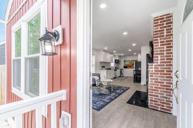1034 E 19th Avenue, Columbus, OH 43211