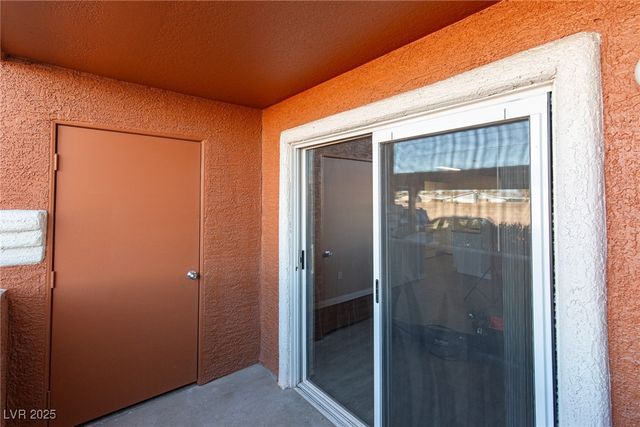 8101 West Flamingo Road 1024, Las Vegas, NV 89147