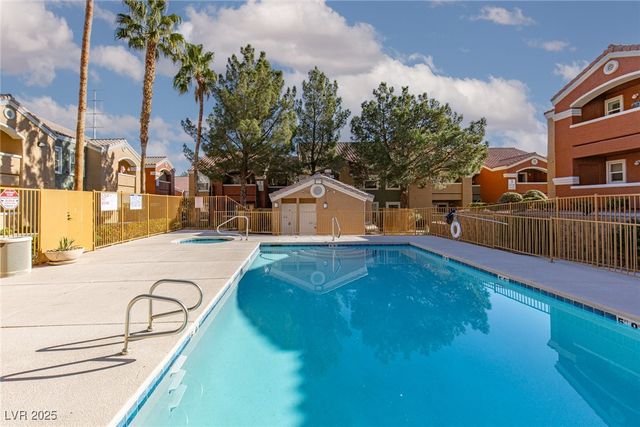 8101 West Flamingo Road 1024, Las Vegas, NV 89147