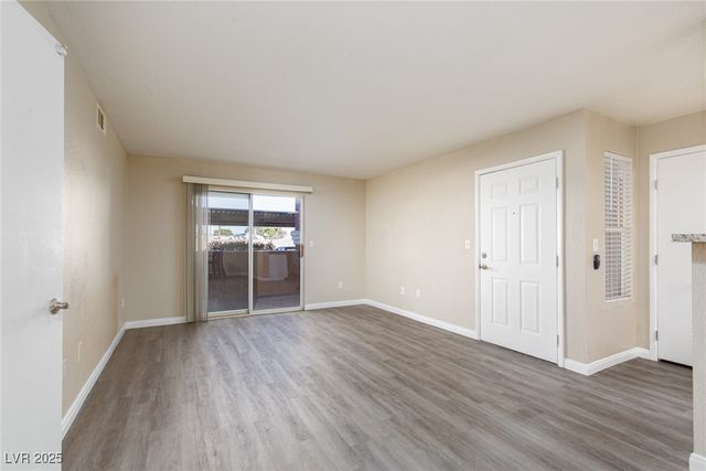 8101 West Flamingo Road 1024, Las Vegas, NV 89147