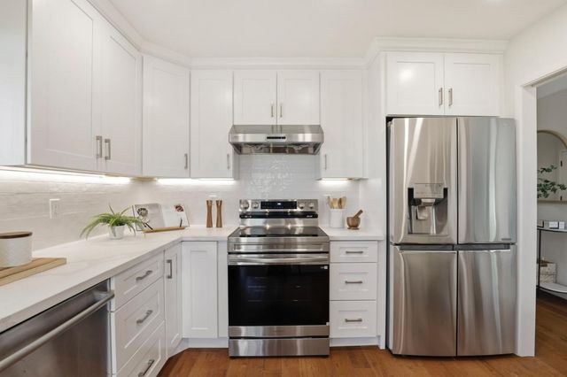 7 Lilly Lane, San Carlos, CA 94070