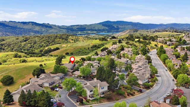 7 Lilly Lane, San Carlos, CA 94070