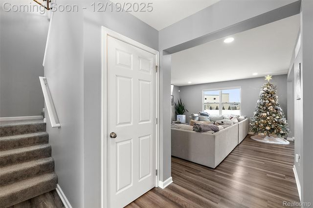 51336 Times Square Drive, Shelby Charter Township, MI 48315