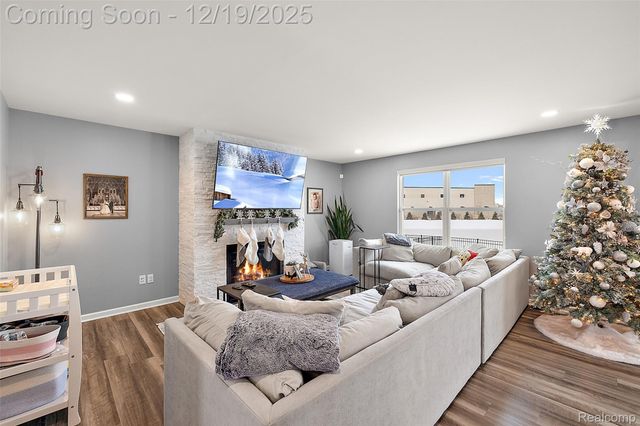 51336 Times Square Drive, Shelby Charter Township, MI 48315