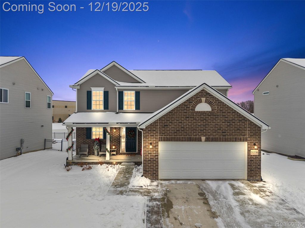 51336 Times Square Drive, Shelby Charter Township, MI 48315