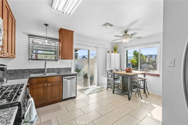 651 W King, Banning, CA 92220