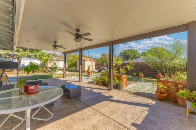 651 W King, Banning, CA 92220