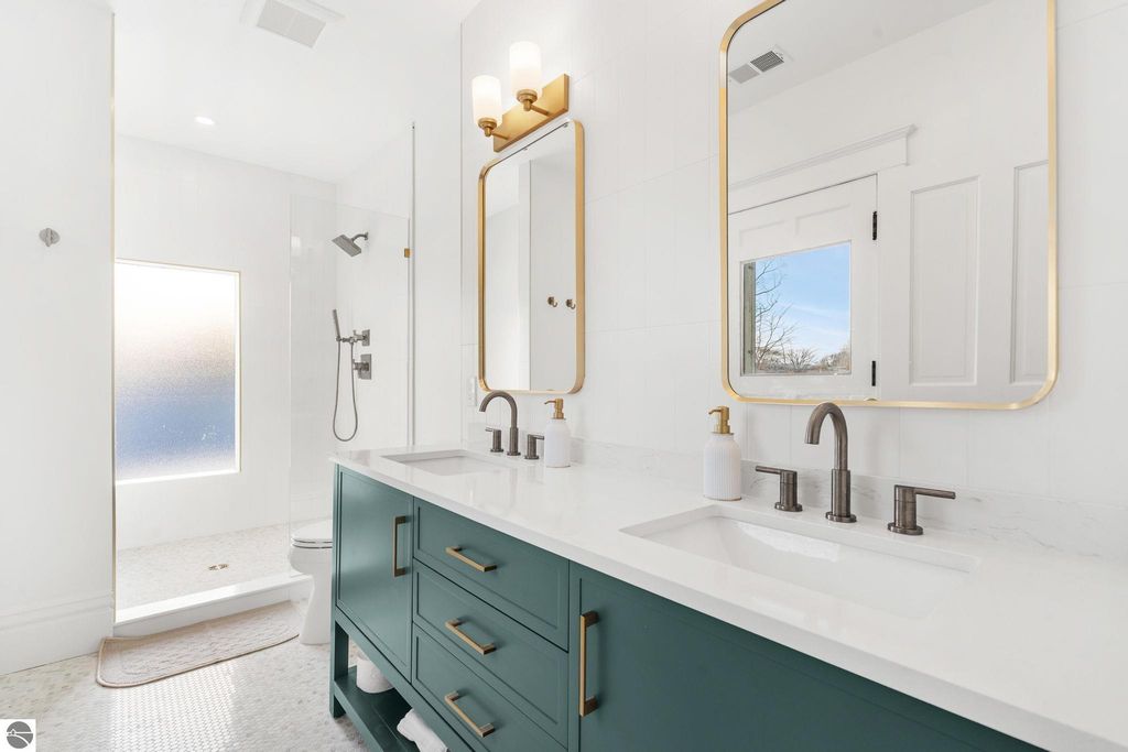 Image 44 of property listing at 503 N Bridge Street, Bellaire, MI 49615