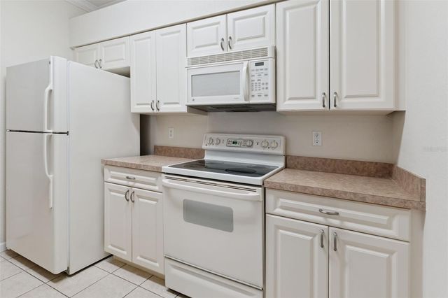 1502 EAGLE POND DRIVE 15, Winter Haven, FL 33884