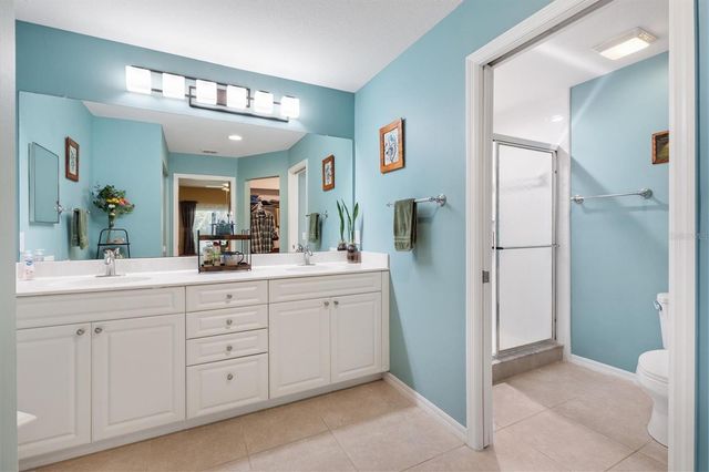 5415 ADMIRAL WAY H5-102, Oxford, FL 34484