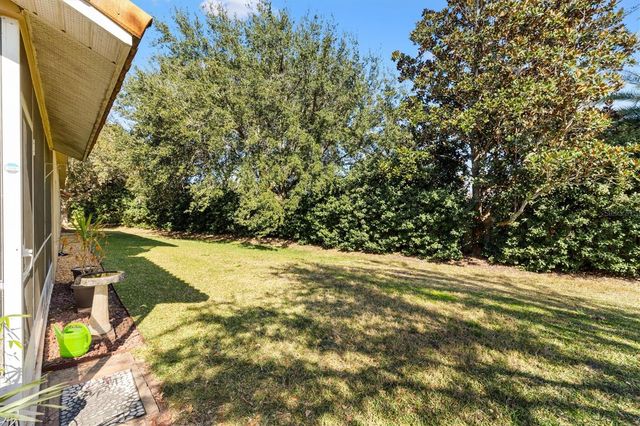 5415 ADMIRAL WAY H5-102, Oxford, FL 34484