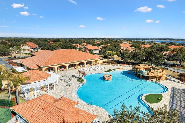 5415 ADMIRAL WAY H5-102, Oxford, FL 34484