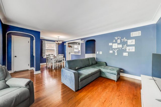 4128 N CENTRAL Avenue, Chicago, IL 60634