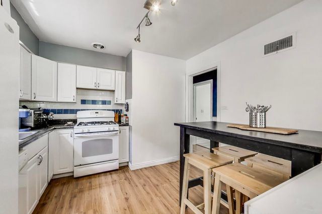 4128 N CENTRAL Avenue, Chicago, IL 60634