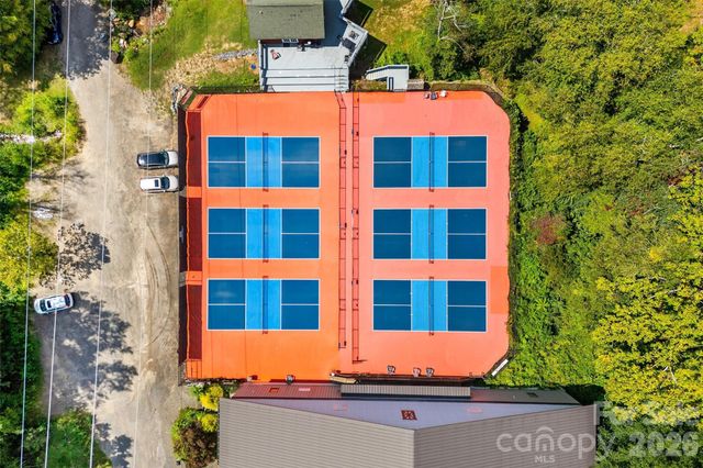 9 Fay Jones Lane, Black Mountain, NC 28711