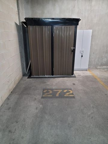 1900 Barton Springs RD 4013, Austin, TX 78704