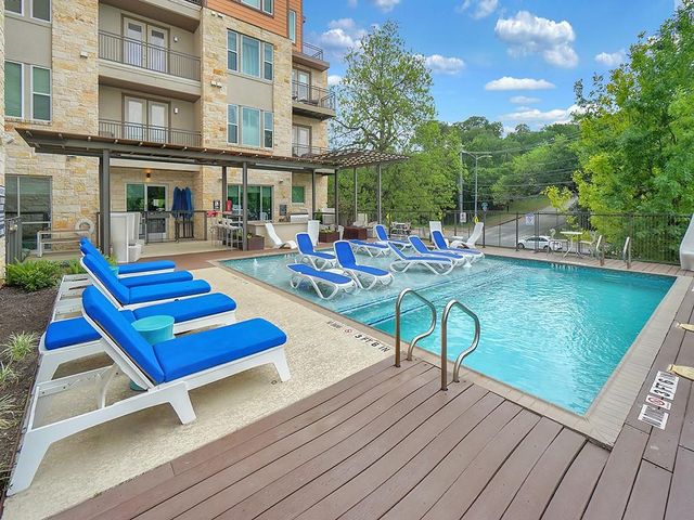 1900 Barton Springs RD 4013, Austin, TX 78704